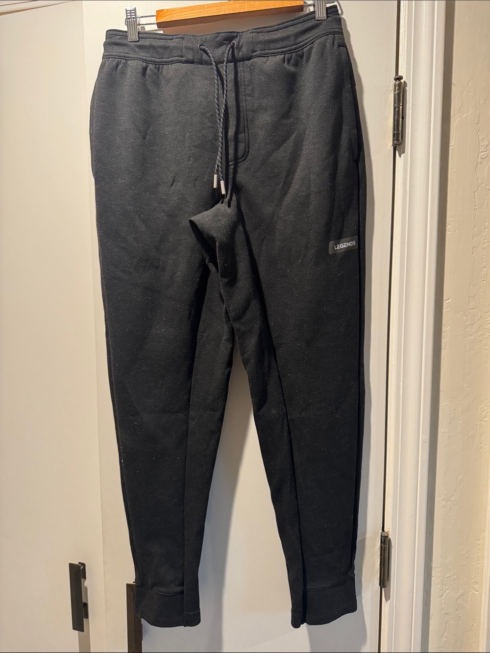 LEGENDS Mens Hawthorne Tech Joggers. Black Heather. Excellent condition. Size M